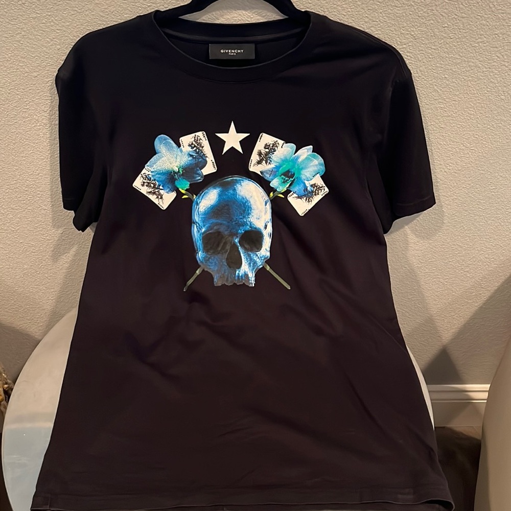Givenchy T-shirt